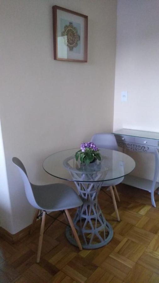 Appartement Flat Em Local Tranquilo, Com Garagem Dois Quarteiroes Do Centro Historico, 15 Min De Tiradentes à São João del Rei Extérieur photo