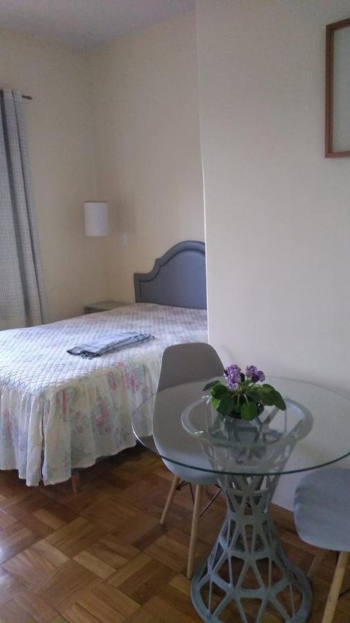Appartement Flat Em Local Tranquilo, Com Garagem Dois Quarteiroes Do Centro Historico, 15 Min De Tiradentes à São João del Rei Extérieur photo